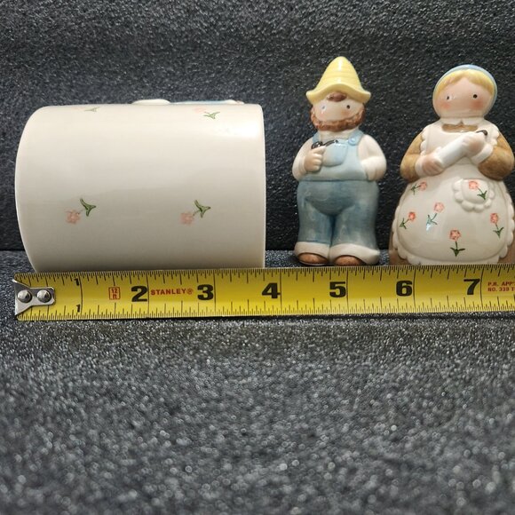 Farmer & Wife Salt & Pepper Shakers with Farmer Coffee Mug OTAGIRI Hand Crafted - Picture 16 of 16